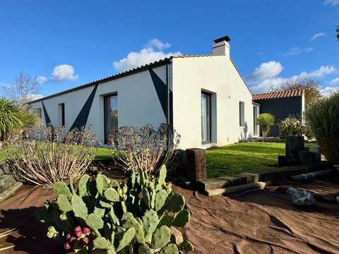 Vente maison 6 pièces Givrand 85
