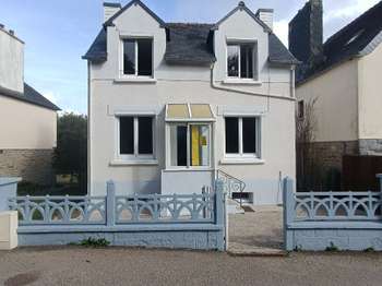 Maison 4 pièces 78 m² · à Glomel · 78 m² · 112 000 €