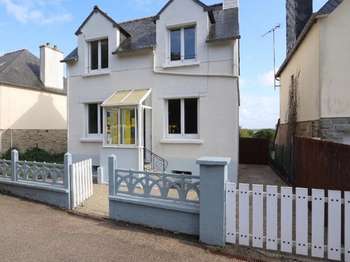 Maison 4 pièces 82 m² · à Glomel · 82 m² · 112 000 €