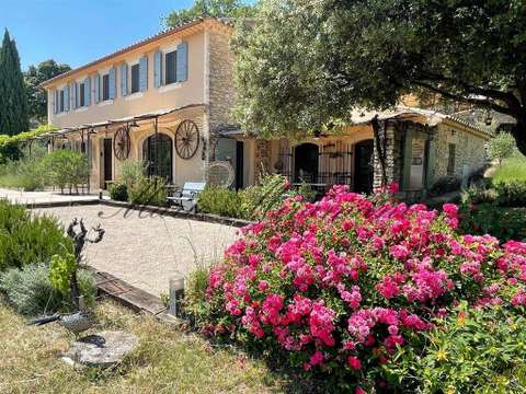 Vente maison 9 pièces Gordes 84