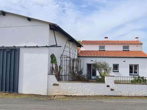 Vente maison 5 pièces Gorges 44