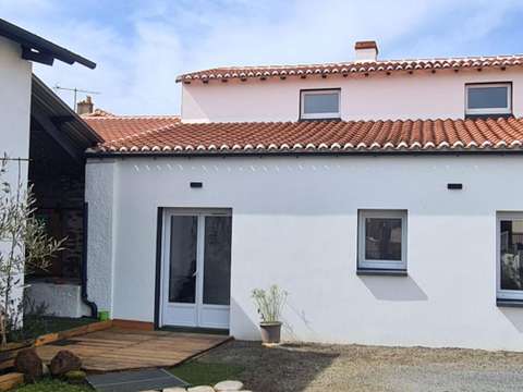 Vente maison 5 pièces Gorges 44