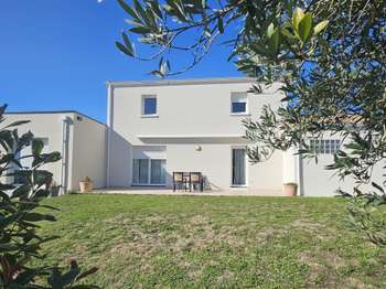 Vente maison 8 pièces Gorges 44