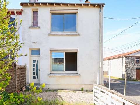 Vente maison 4 pièces Gorges 44