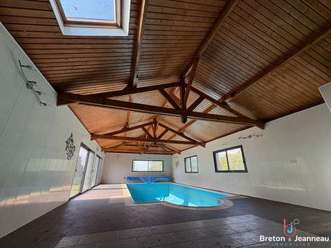 Vente maison 11 pièces Gorron 53