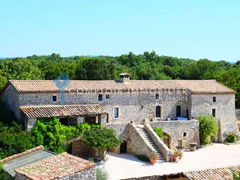 Vente maison 11 pièces Goudargues 30