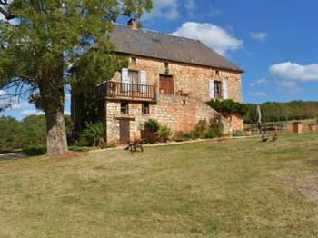 Maison 9 pièces 220 m² · à Gourdon · 220 m² · 598 000 €