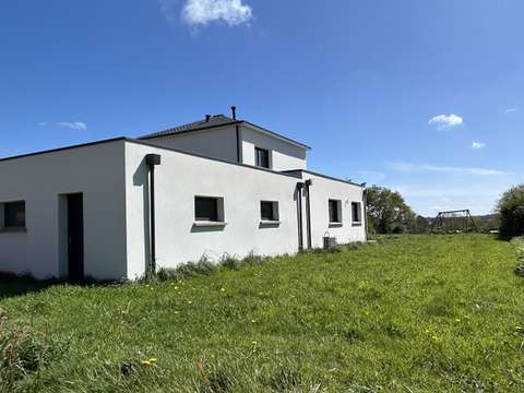 Vente maison 6 pièces Gourlizon 29