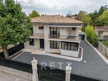 Vente maison 8 pièces Gradignan 33