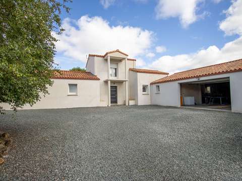 Vente maison 8 pièces Grand'Landes 85