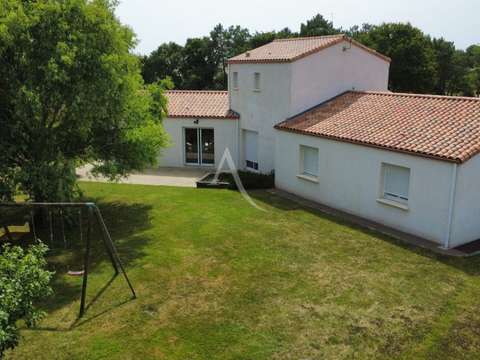 Vente maison 8 pièces Grand'Landes 85