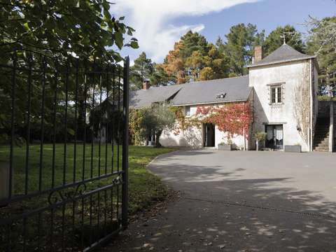 Vente maison 10 pièces Grandchamps-des-Fontaines 44