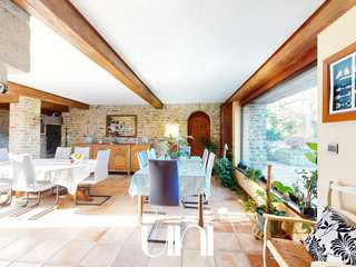 Vente maison 11 pièces