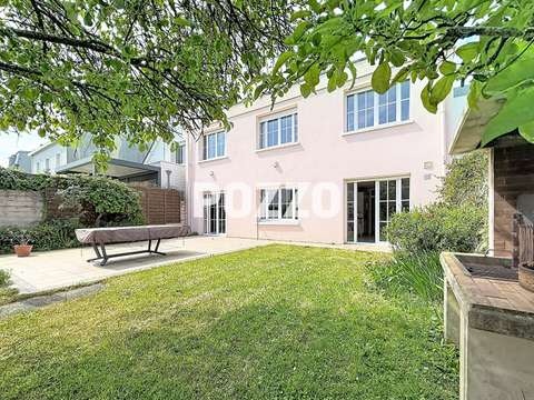 Vente maison 9 pièces Granville 50