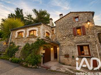 Vente maison 6 pièces Gras 07