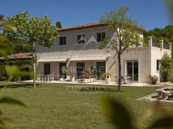 Vente maison 8 pièces Grasse 06