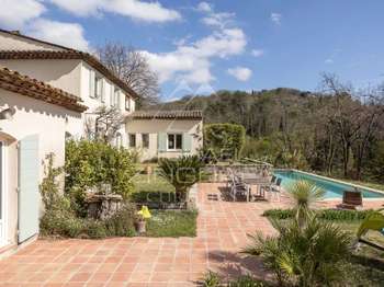 Vente maison 8 pièces Grasse 06