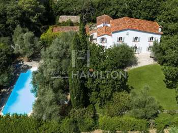 Maison 7 pièces 195 m² · à Grasse · 195 m² · 1 300 000 €