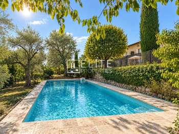 Maison 6 pièces 236 m² · à Grasse · 236 m² · 900 000 €