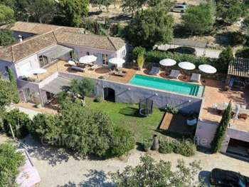 Vente maison 10 pièces Grimaud 83