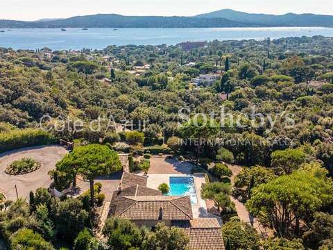 Vente maison 9 pièces Grimaud 83