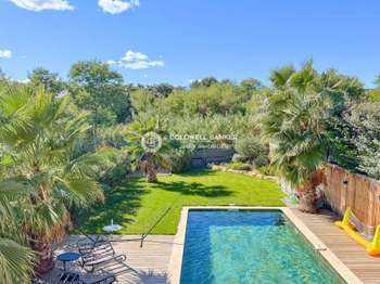 Vente maison 5 pièces Grimaud 83
