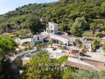 Vente Maison 10 chambresGrimaud