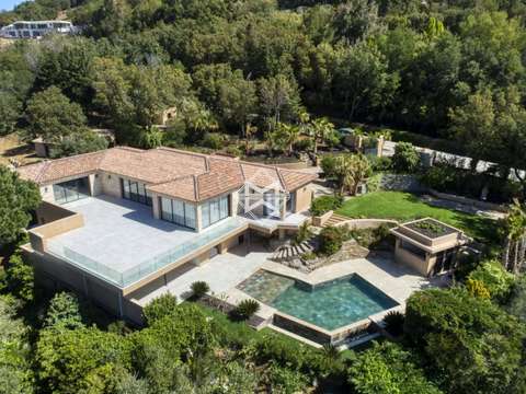 Vente maison 7 pièces Grimaud 83