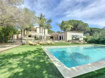 Vente maison 8 pièces Grimaud 83