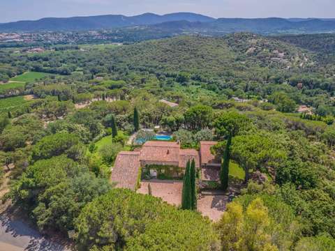 Vente maison 11 pièces Grimaud 83
