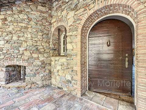 Vente maison 11 pièces Grimaud 83