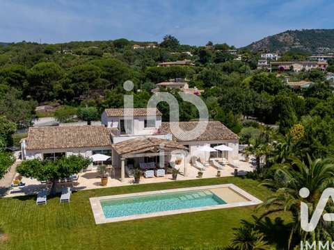 Vente maison 7 pièces Grimaud 83