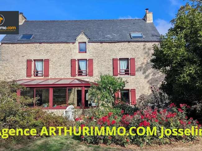 Maison 8 pièces 230 m² · à Guégon · 230 m² · 329 600 €