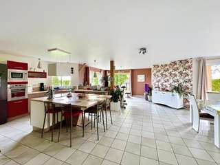 Vente maison 8 pièces