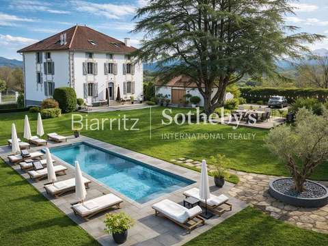 Vente maison 11 pièces Guiche 64