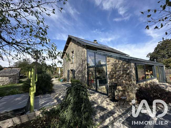 Maison 11 pièces 335 m² · à Guichen · 335 m² · 775 000 €