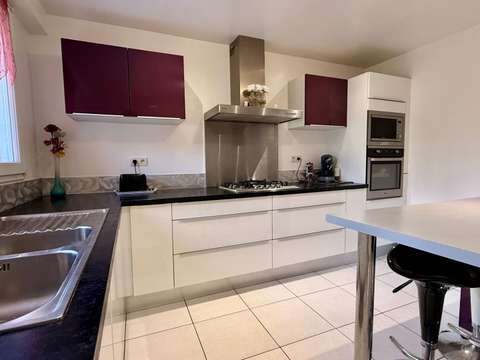 Vente maison 8 pièces Guilers 29