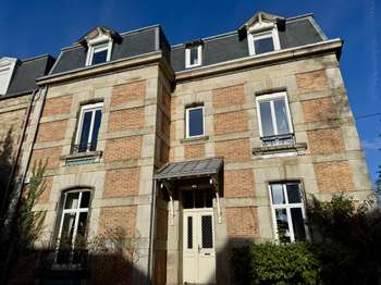 Maison 12 pièces 276 m² · à Guingamp · 276 m² · 560 000 €