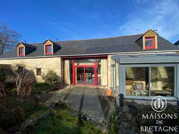 Vente maison 6 pièces Guiscriff 56