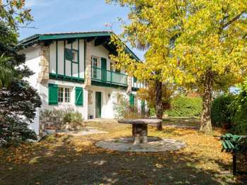 Vente maison 9 pièces Hasparren 64