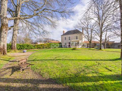 Vente maison 12 pièces Haute-Goulaine 44