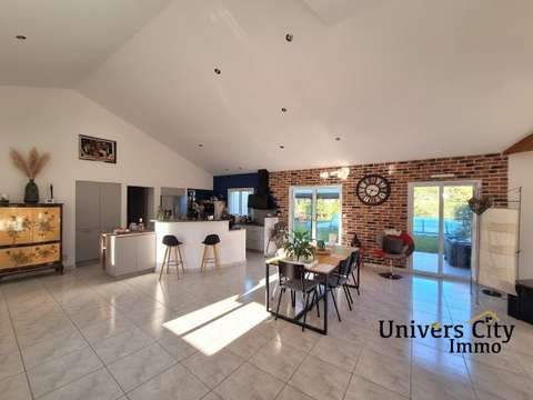 Vente maison 8 pièces Vente maison 8 pièces