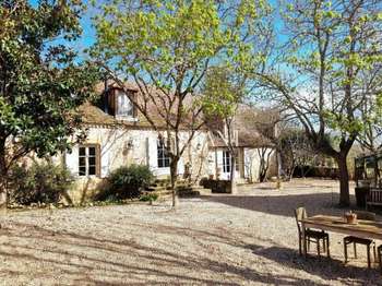 Vente maison 14 pièces Hautefort 24
