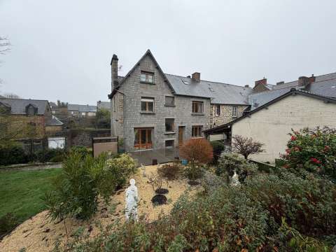 Vente maison 9 pièces Hédé-Bazouges 35