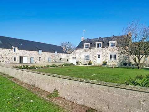 Vente maison 8 pièces Hénansal 22
