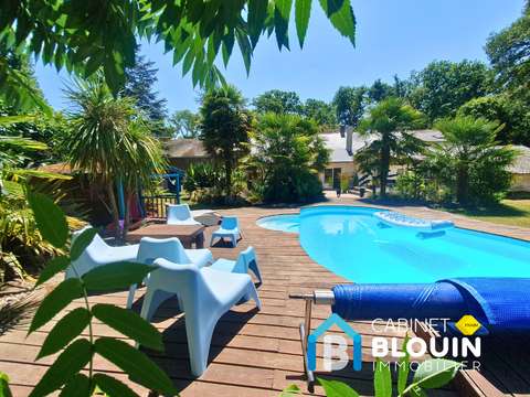 Vente maison 8 pièces