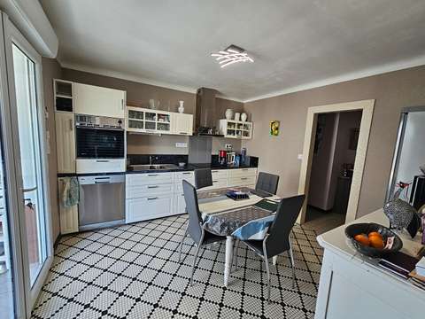 Vente maison 8 pièces