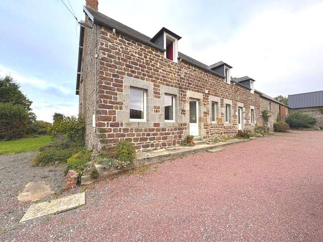 Maison 6 pièces 143 m² · à Hudimesnil · 143 m² · 275 600 €