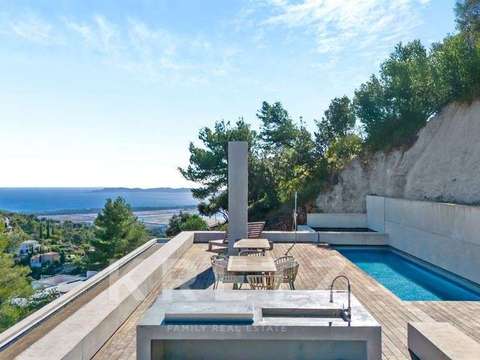 Vente maison 6 pièces Hyères 83