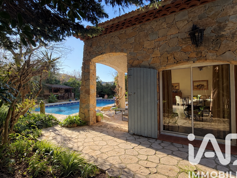 Vente maison 9 pièces Hyères 83